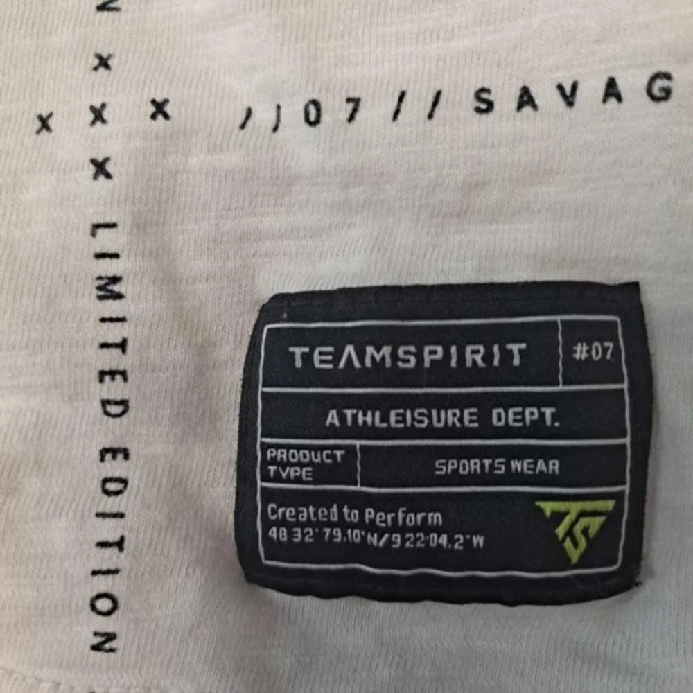TEAM Spirit White Limited‎ Edition Shirt Size XXL